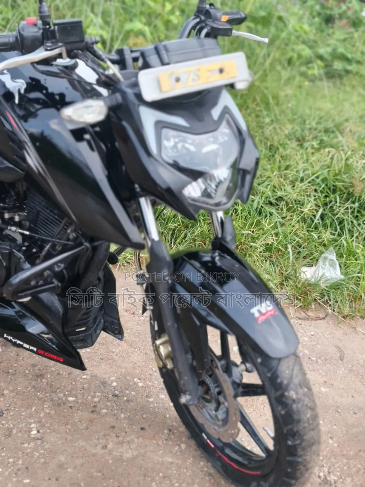 New TVS Apache RTR 160 2v Refresh X-Connect 2021 Black