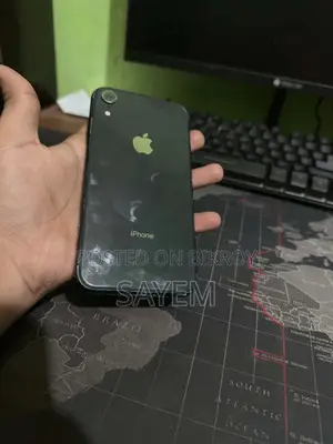 Apple iPhone XR 64 GB Black