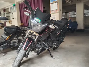 TVS Apache RTR 160 2v Refresh X-Connect 2014 Green