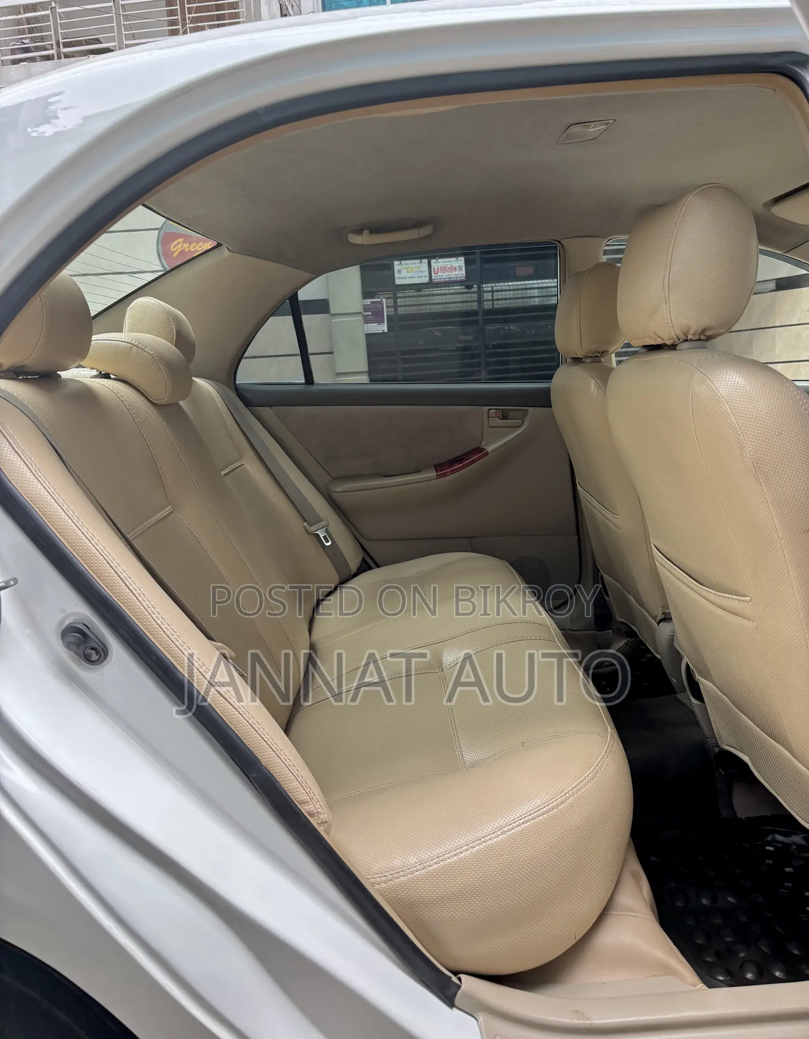 Toyota Corolla 2005 White