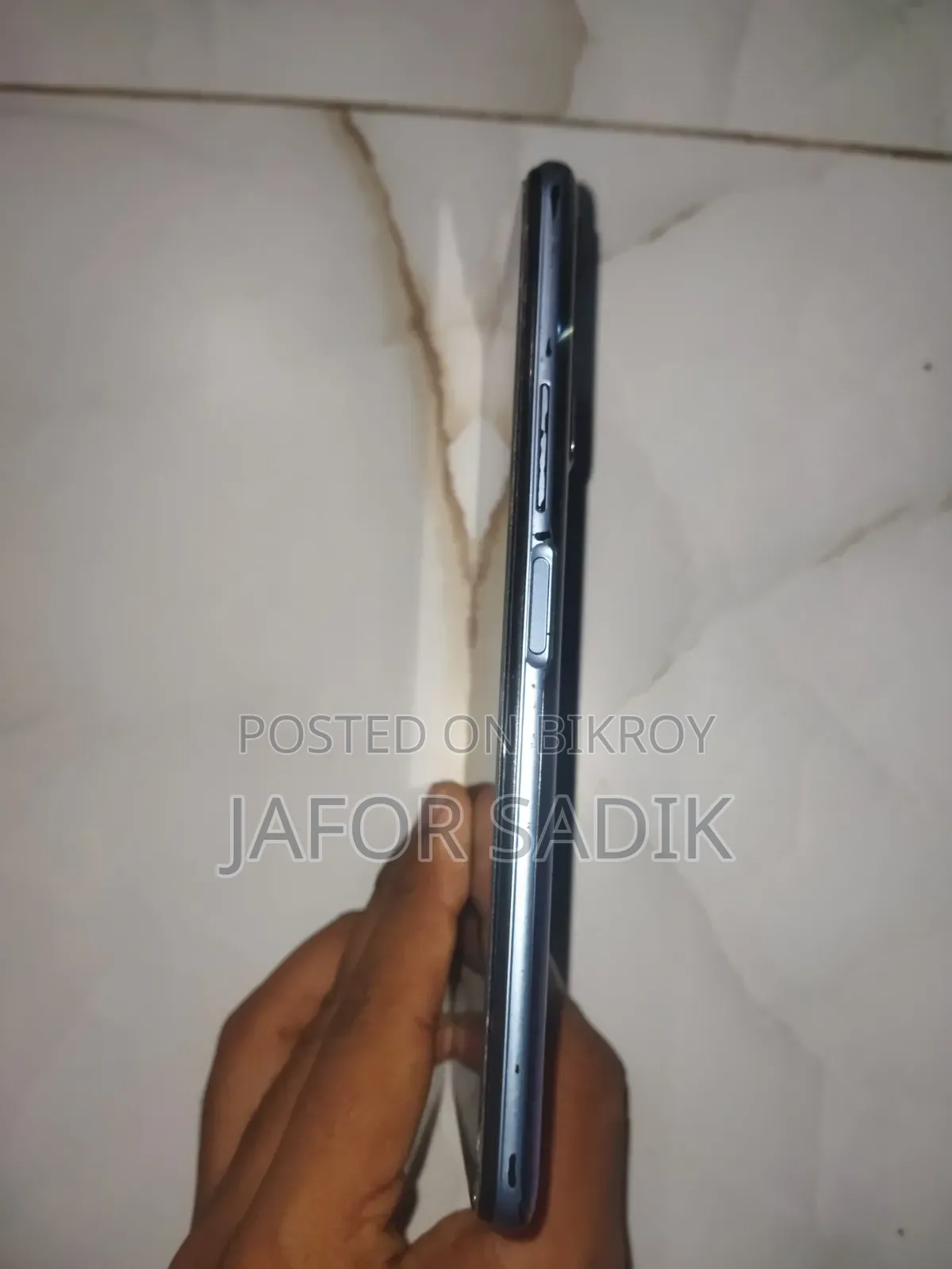 Vivo Y51 16 GB Blue