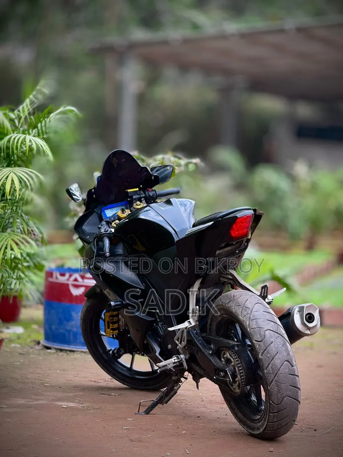 ইয়ামাহা আর১৫ ভি৩ ২০২৪ ব্ল্যাক