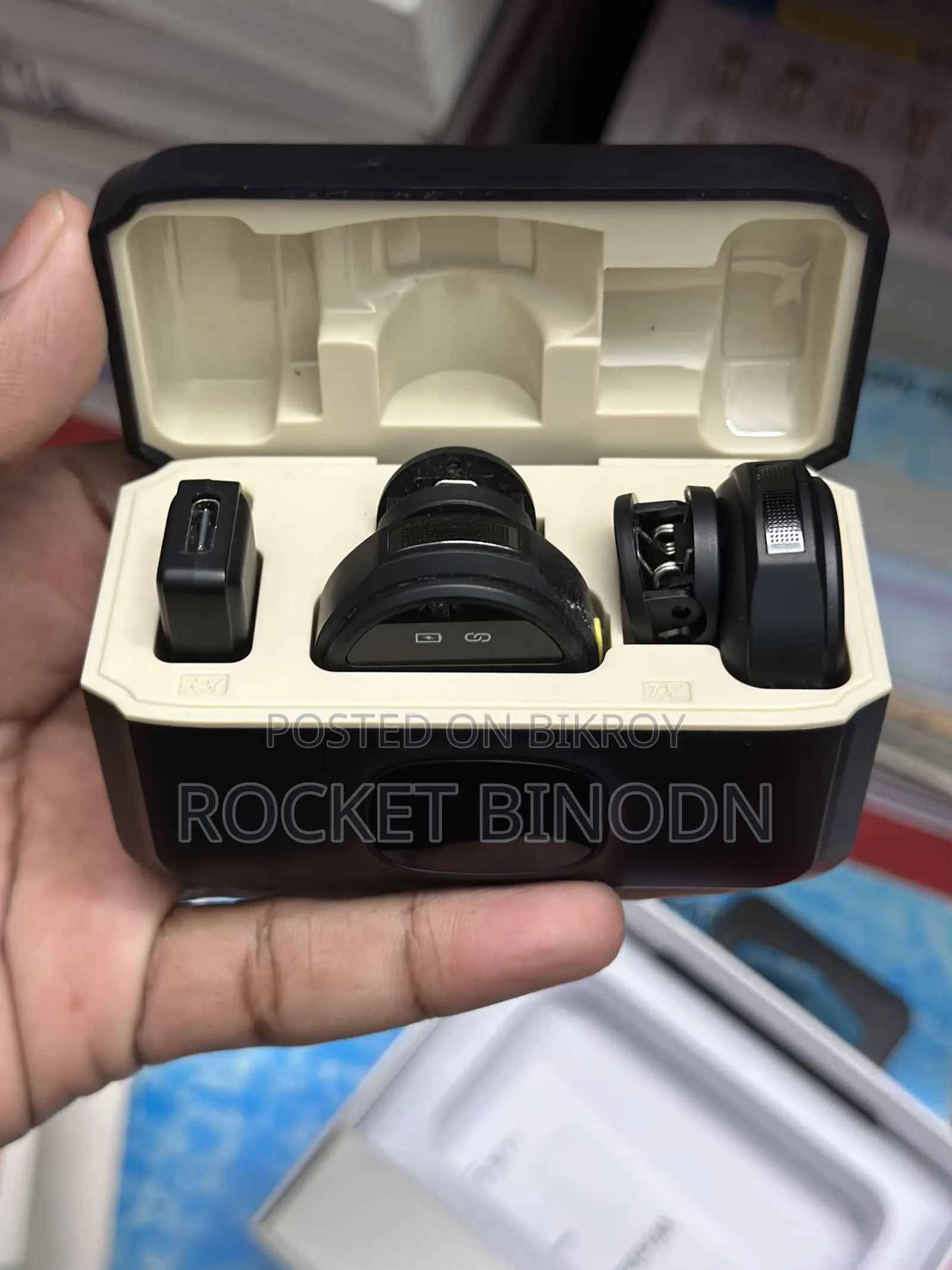 Microphone