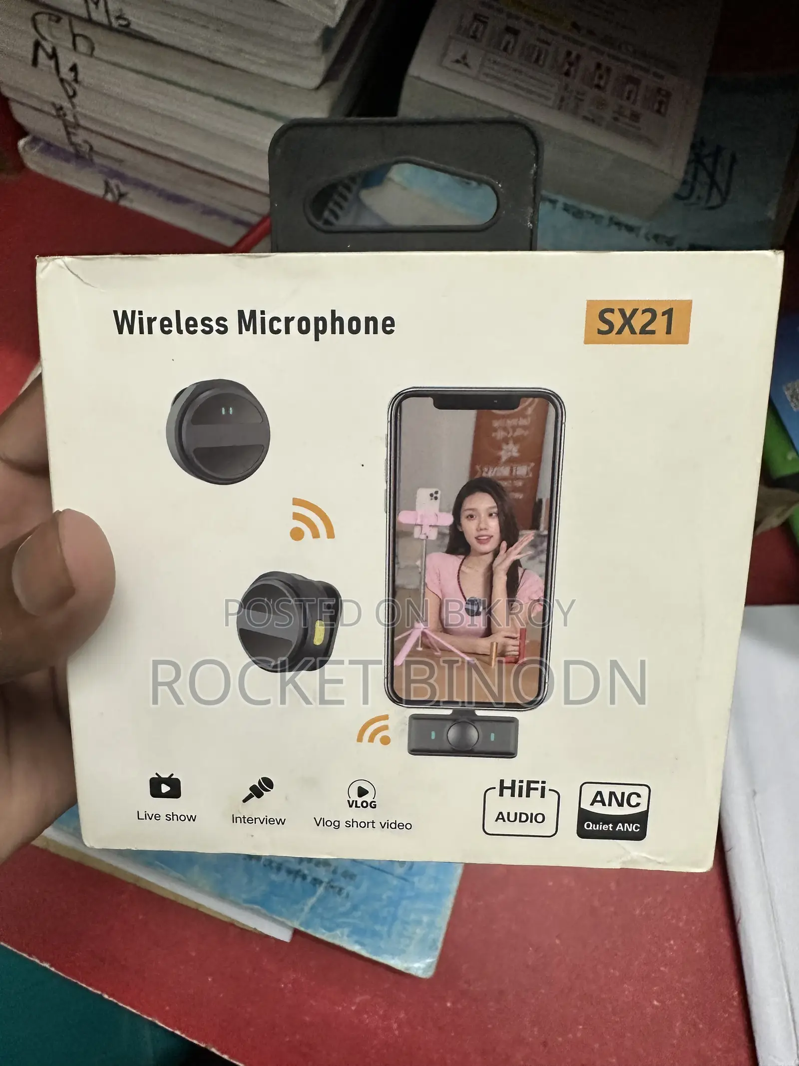 Microphone