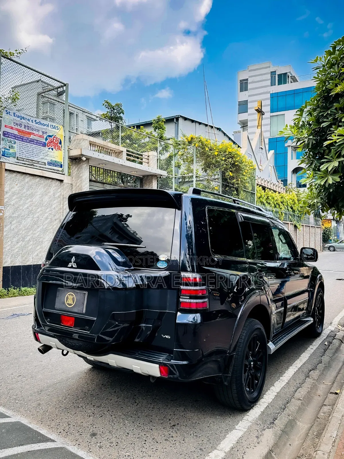 Mitsubishi Pajero 2010 Black