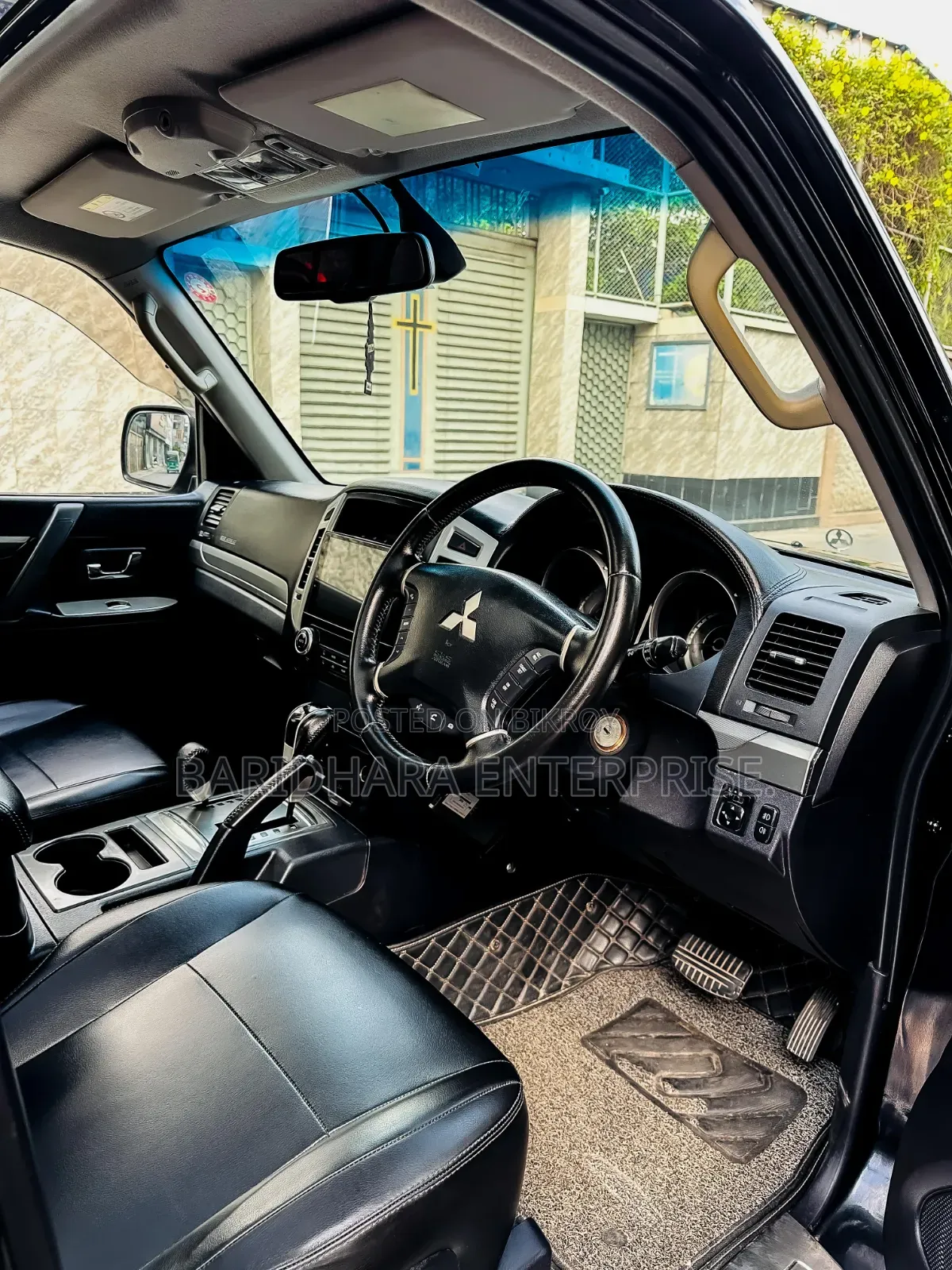 Mitsubishi Pajero 2010 Black