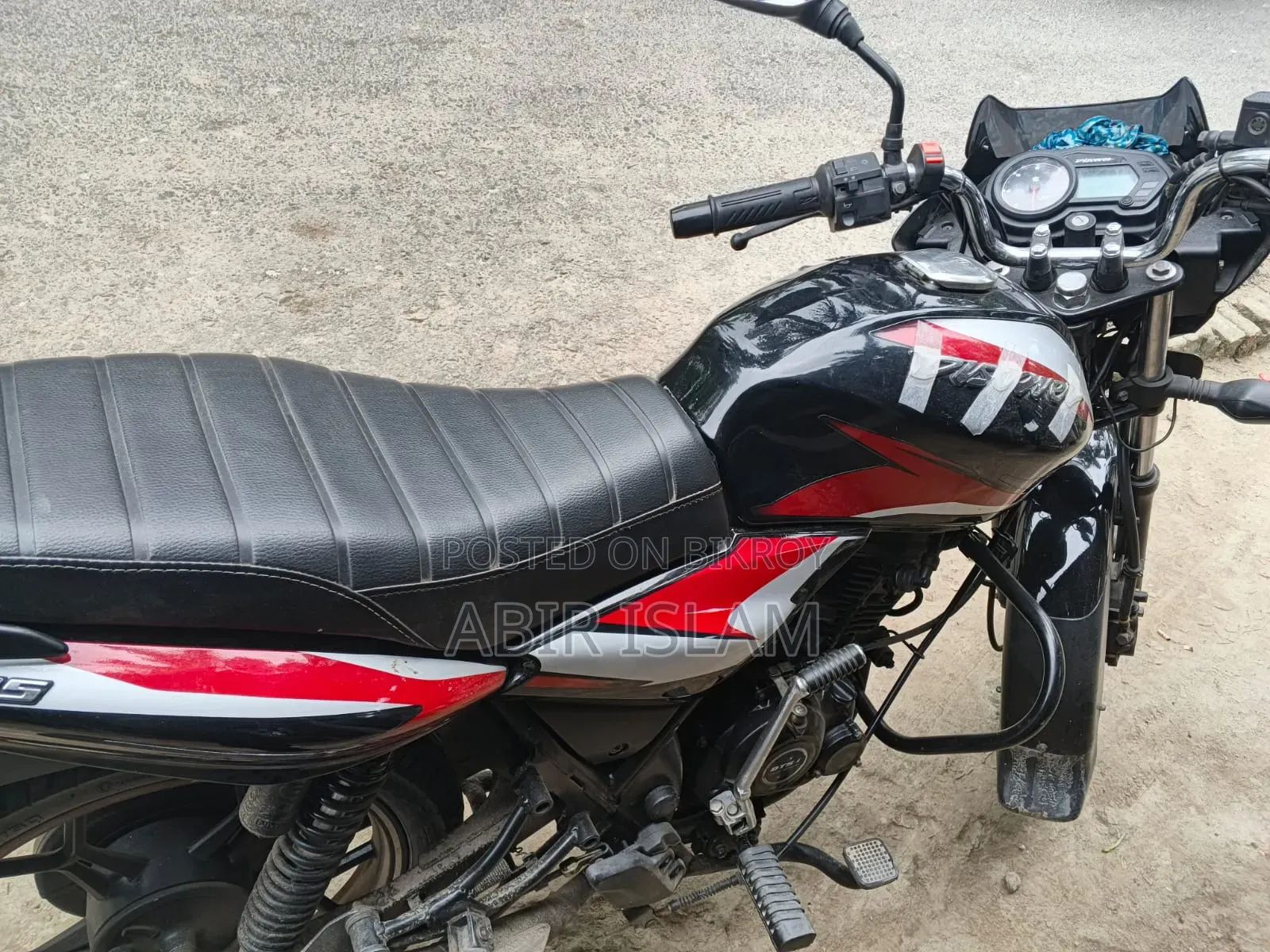 Bajaj Discover 125 2022 Black