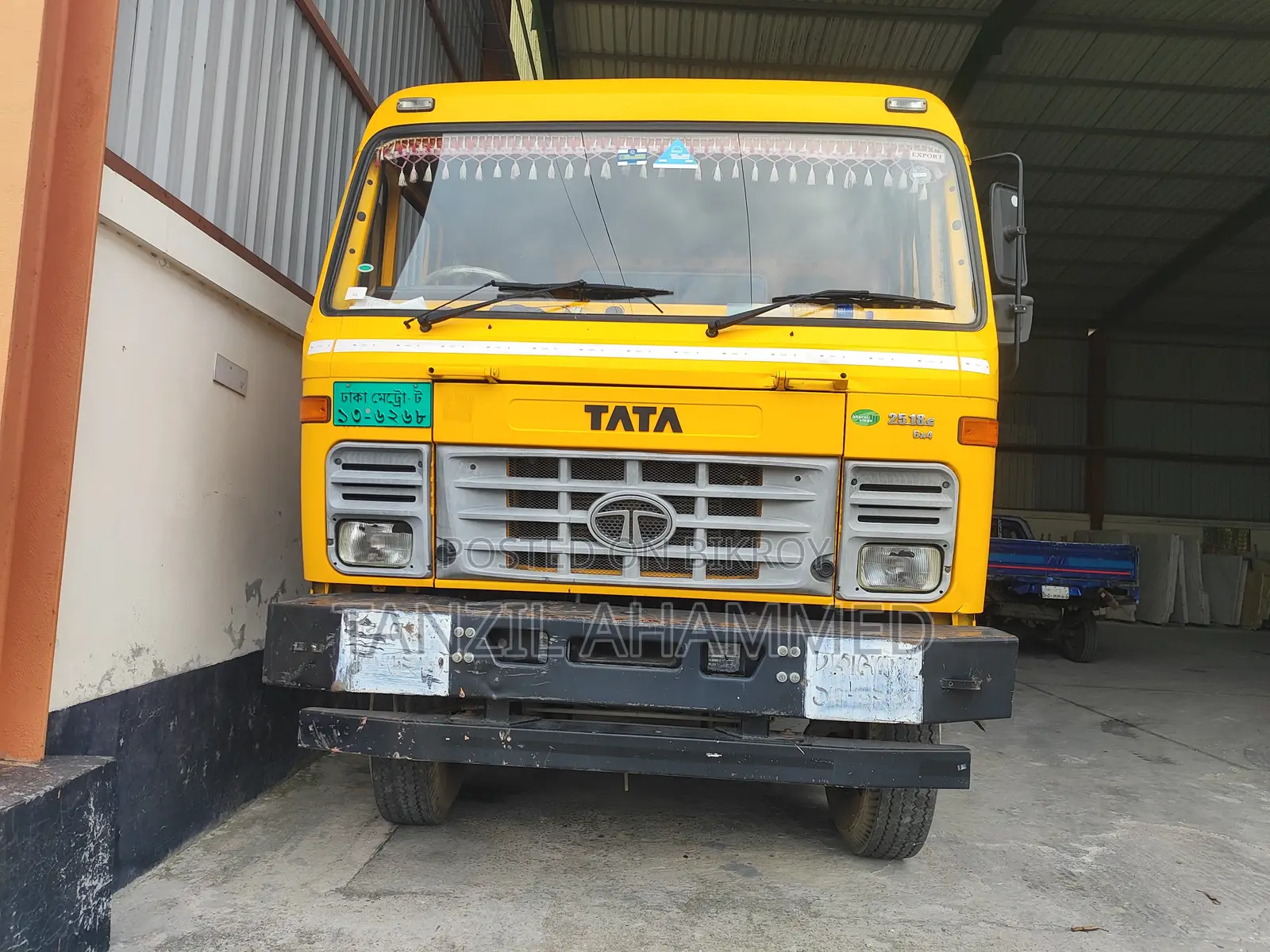 District Truck ( Tata)