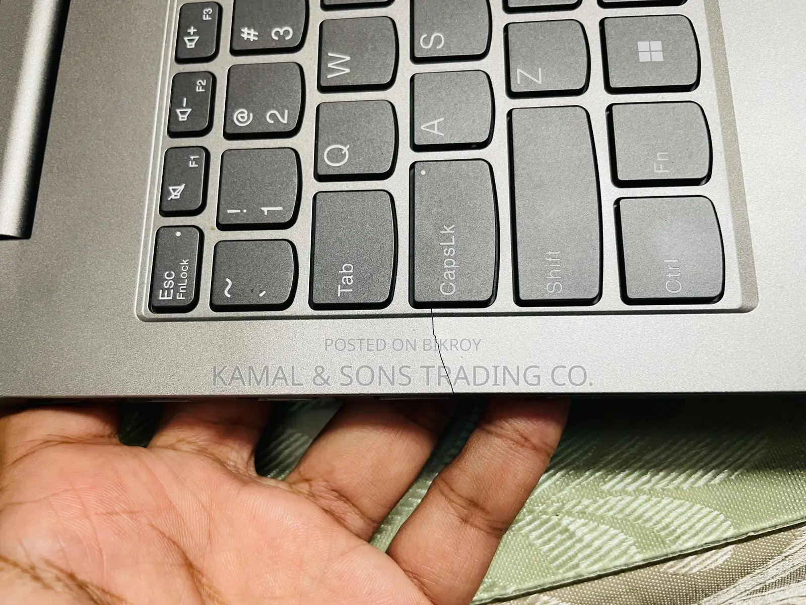 Laptop Lenovo ThinkBook 15 16GB Intel Core I7 SSHD+SSD 256GB
