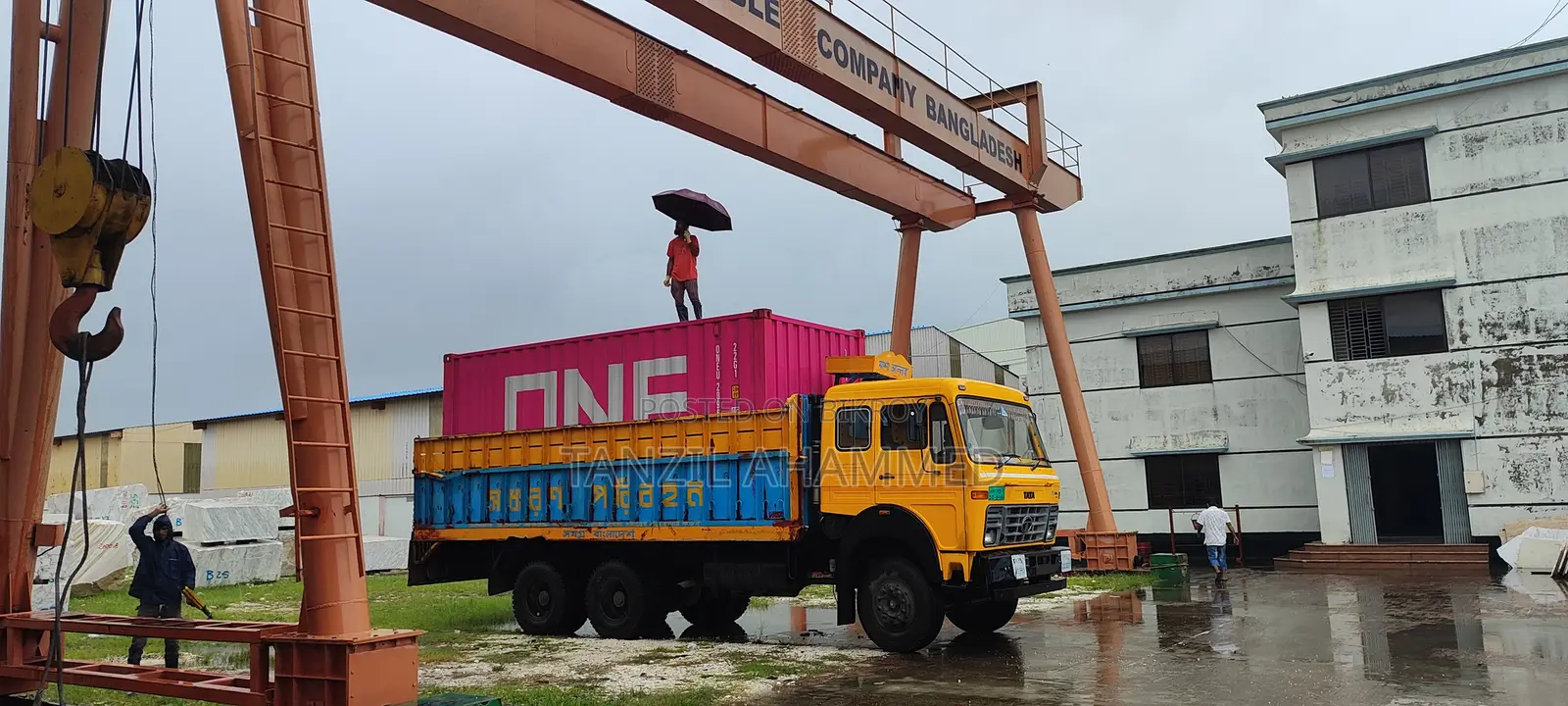 District Truck ( Tata)