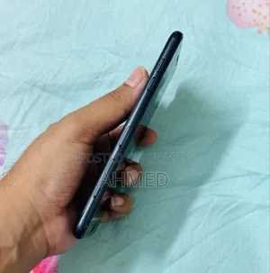 স্যামসাং গ্যালাক্সি জে৭ ম্যাক্স ৩২ জিবি কালো