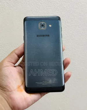 স্যামসাং গ্যালাক্সি জে৭ ম্যাক্স ৩২ জিবি কালো