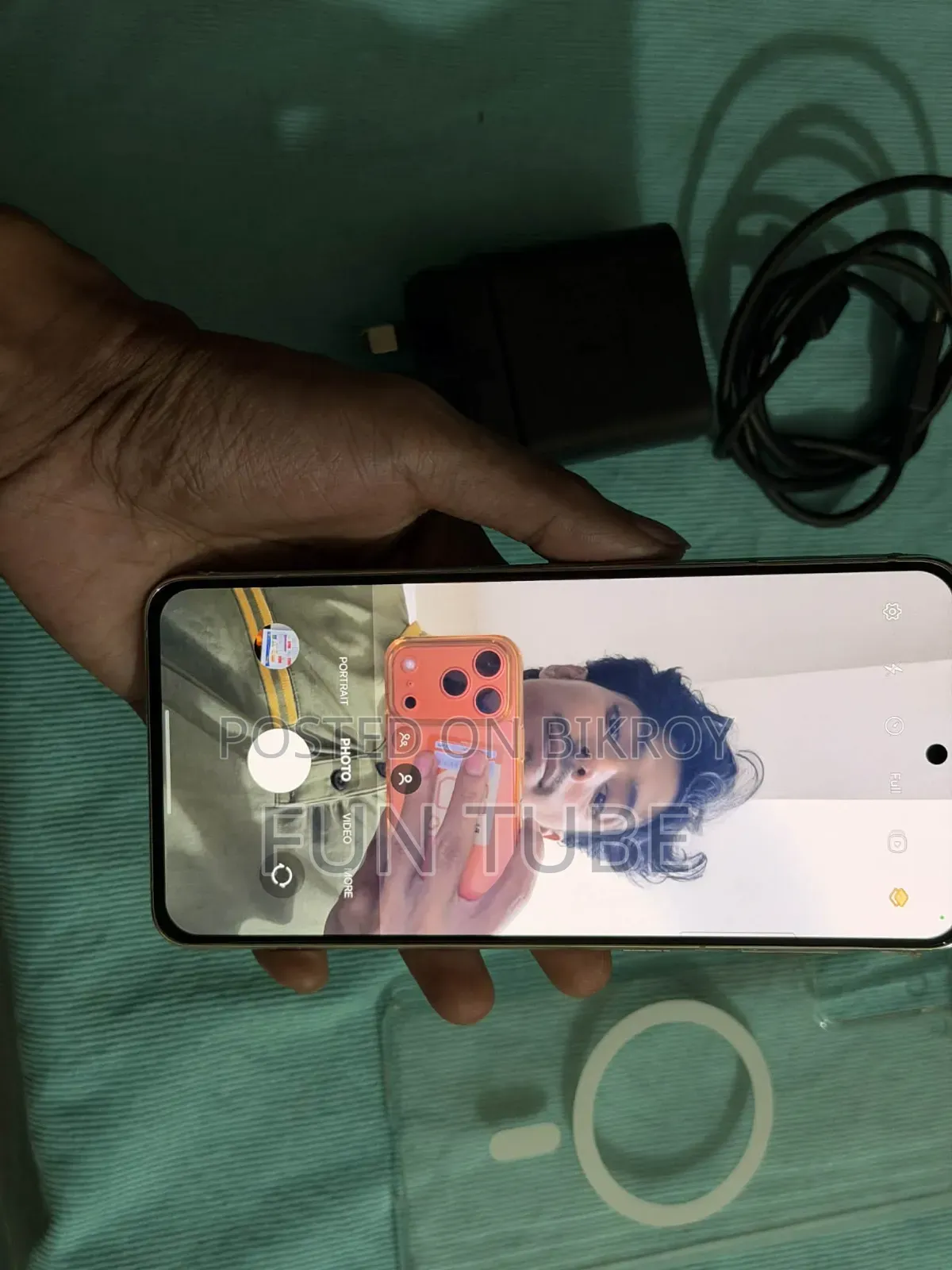 স্যামসাং গ্যালাক্সি এস২১+ ৫জি ১২৮ জিবি গোল্ড