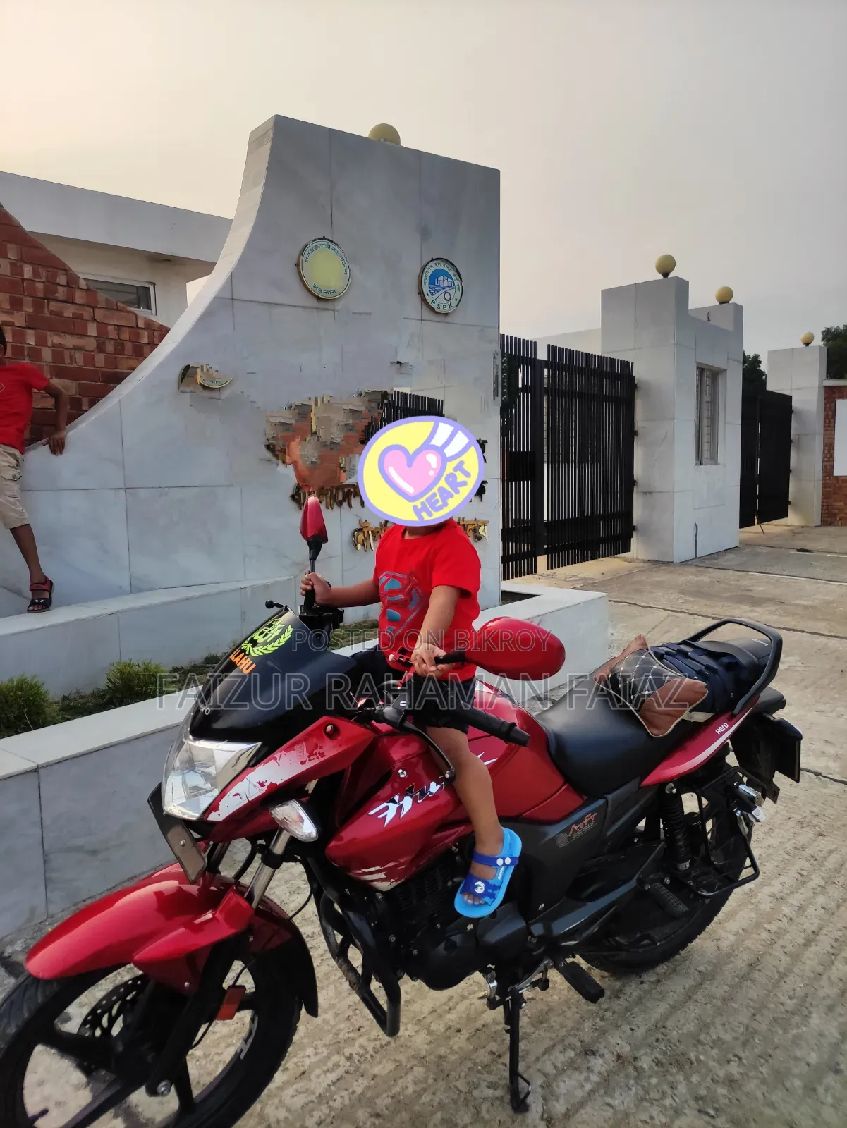 Hero Hunk 2021 Red