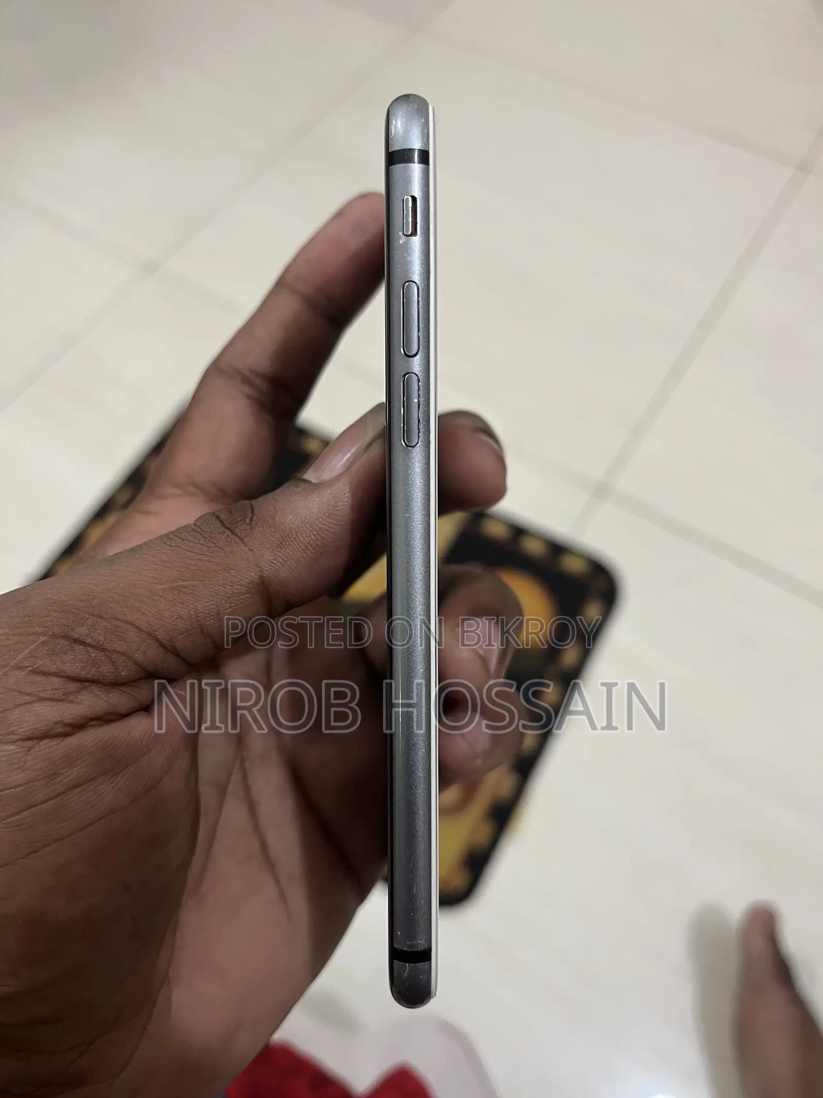 Apple iPhone 8 64 GB White