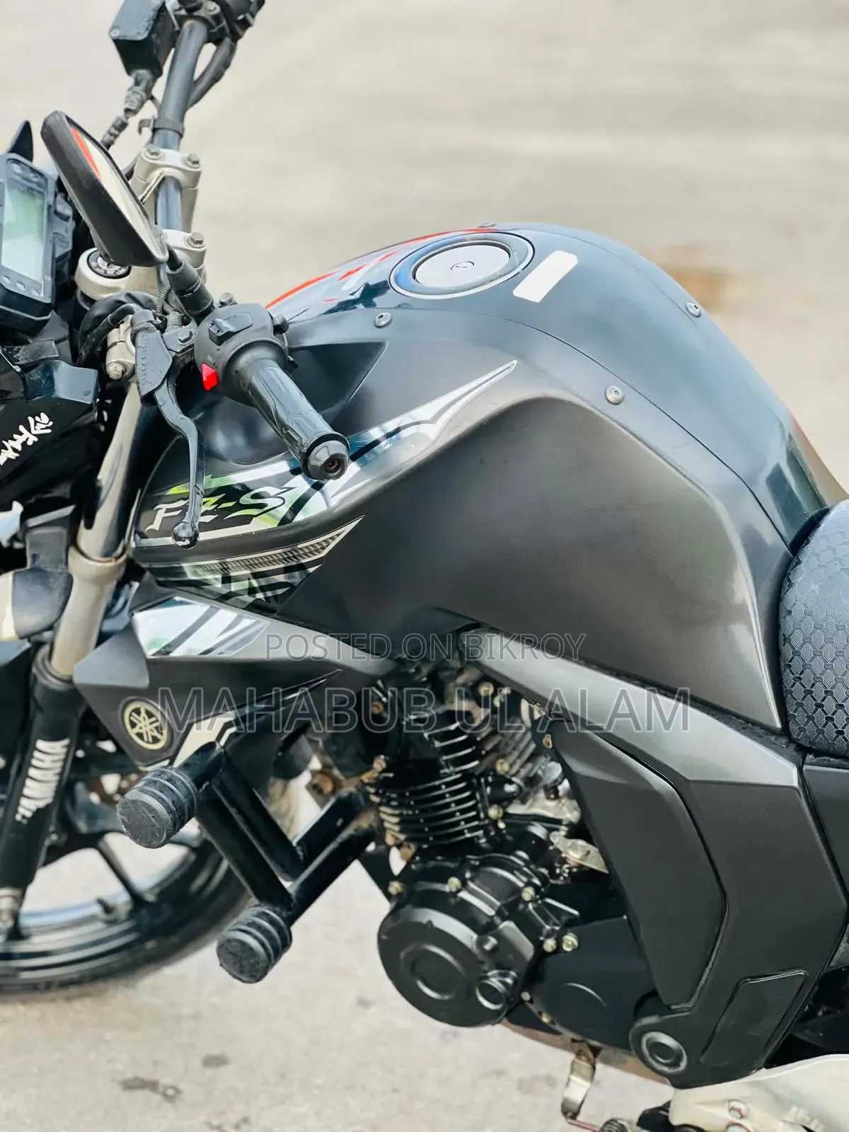 Yamaha FZ6 2023 Black