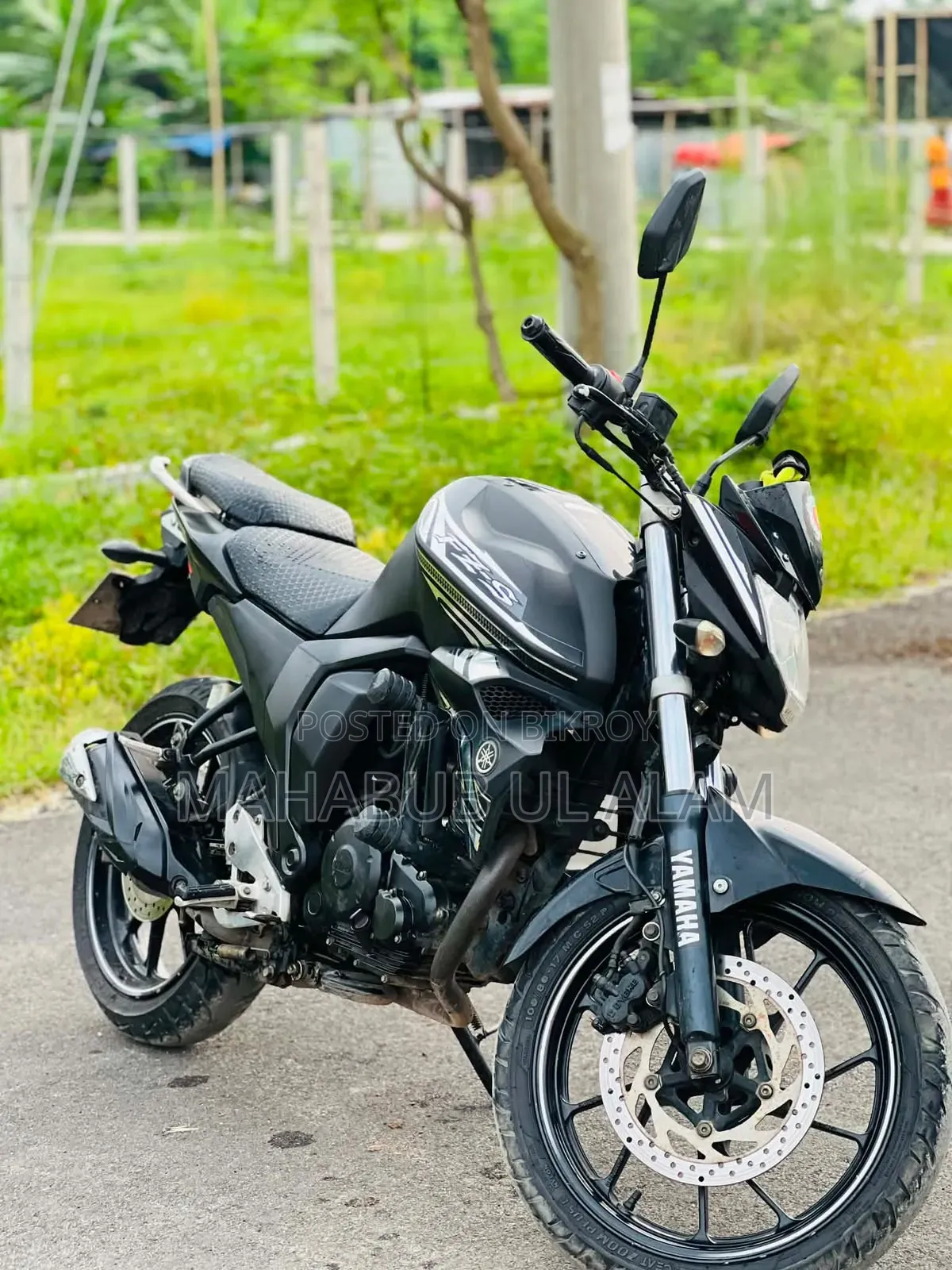 Yamaha FZ6 2023 Black