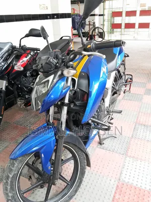 TVS Apache RTR 160 4V 2022 Blue