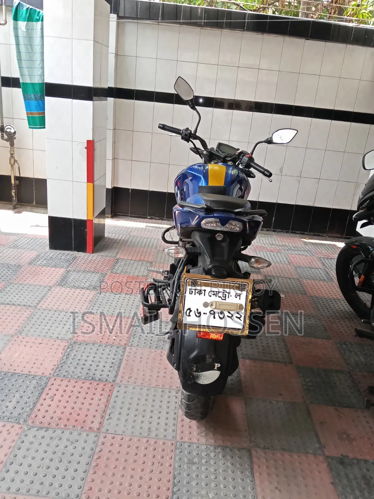 TVS Apache RTR 160 4V 2022 Blue