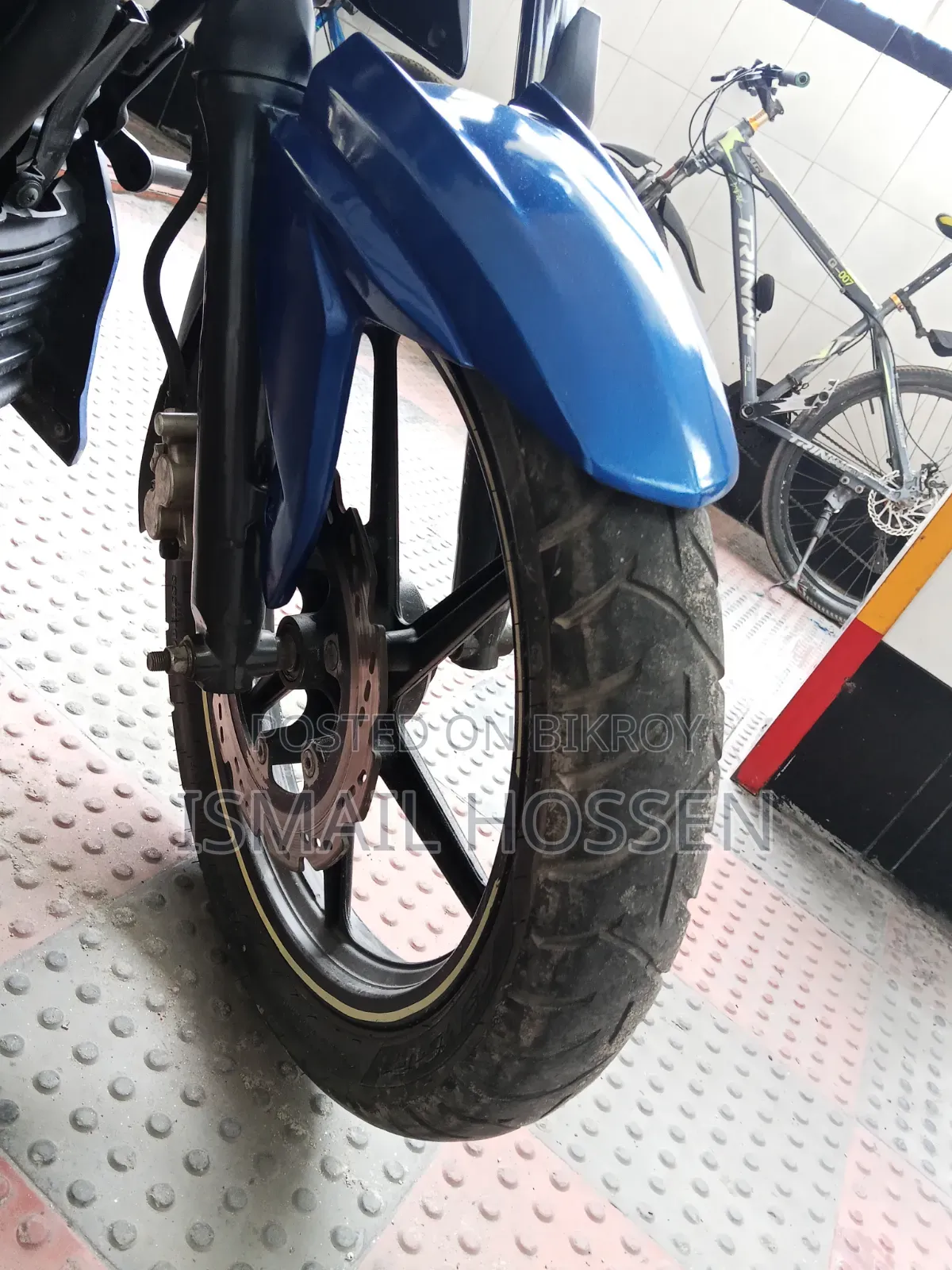 TVS Apache RTR 160 4V 2022 Blue
