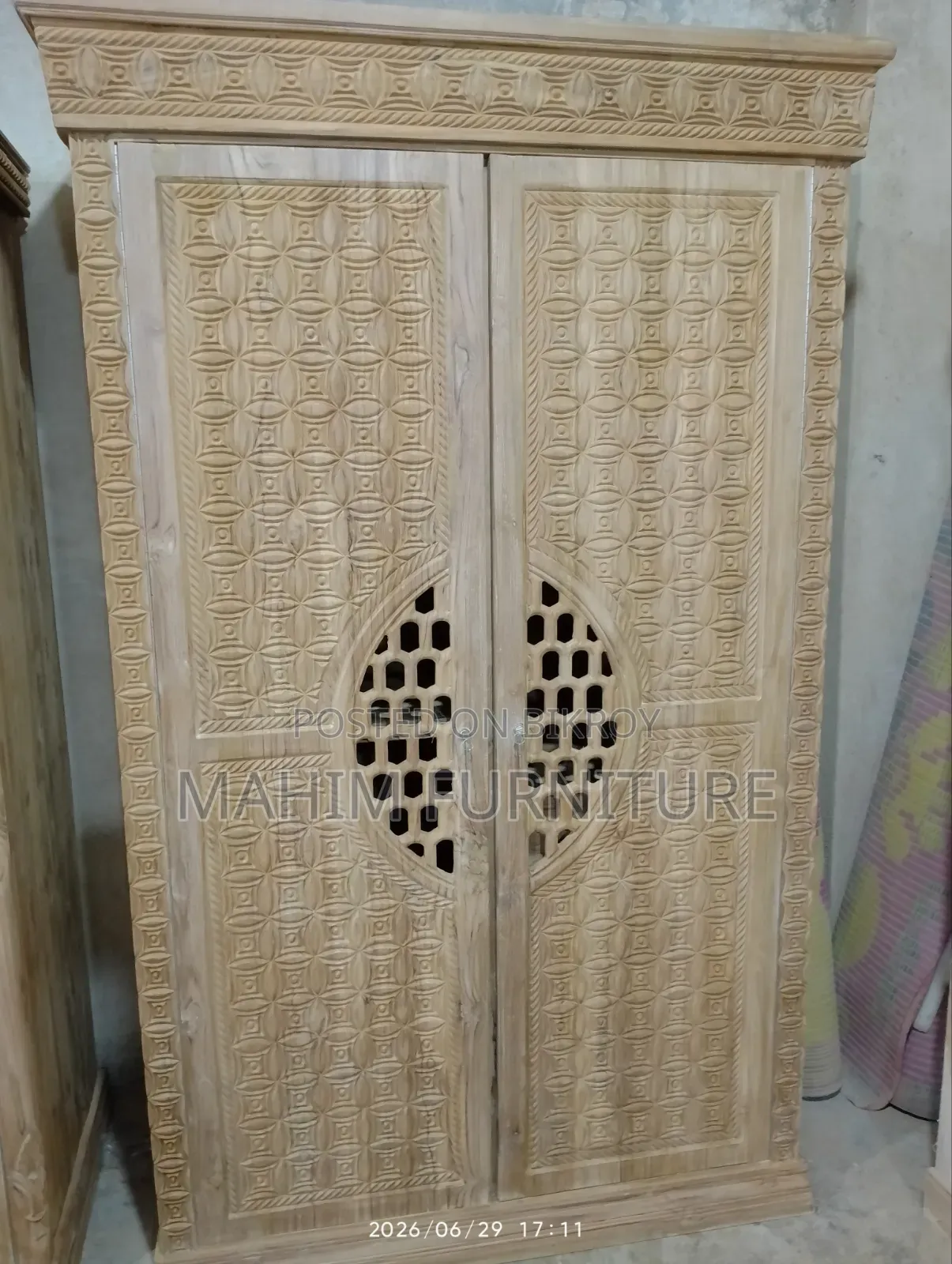 Sagun Wood Almira 2