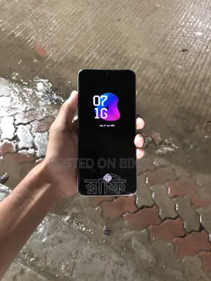 Vivo V25e 128 GB Orange
