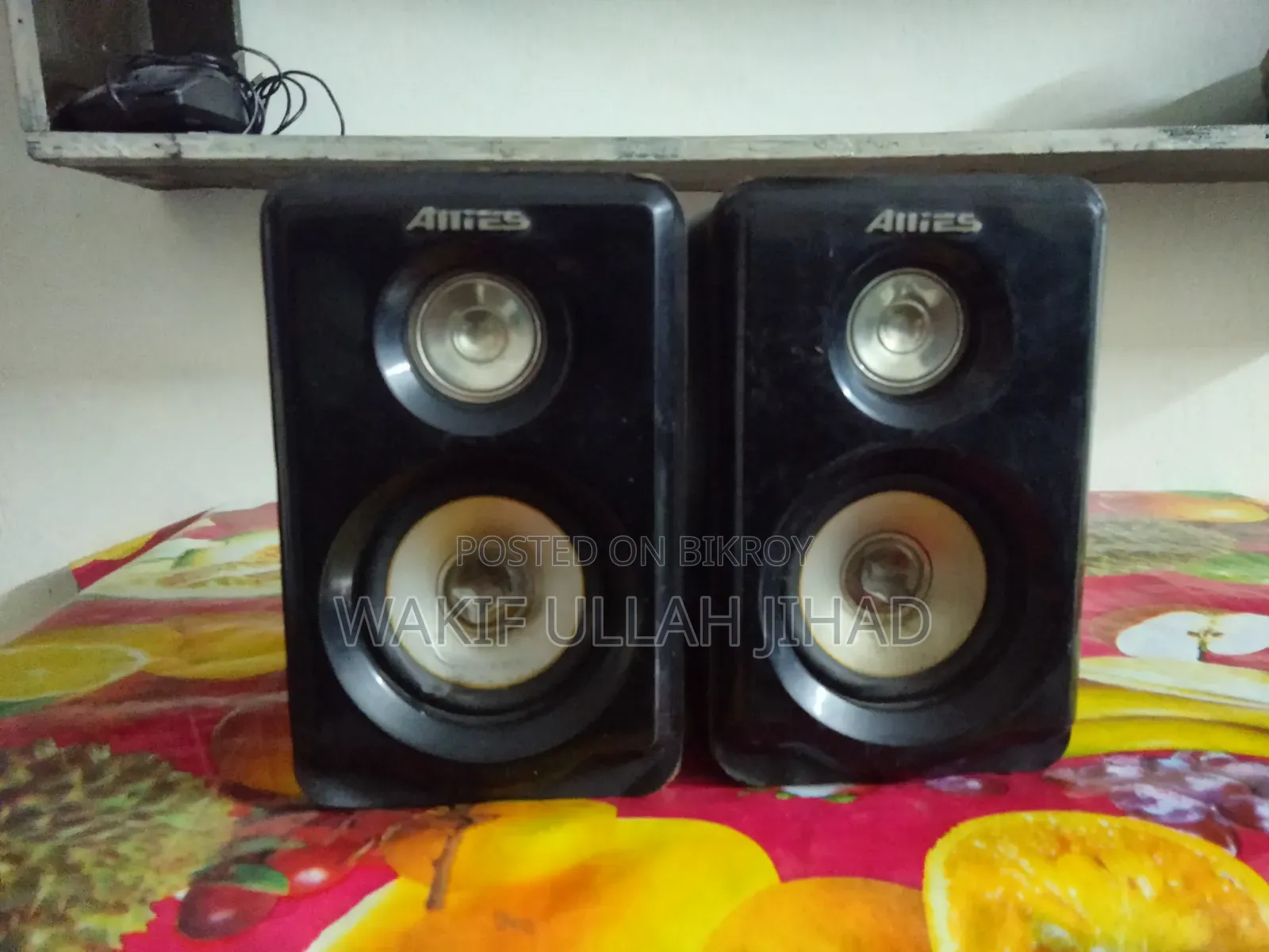 Serawon Speaker