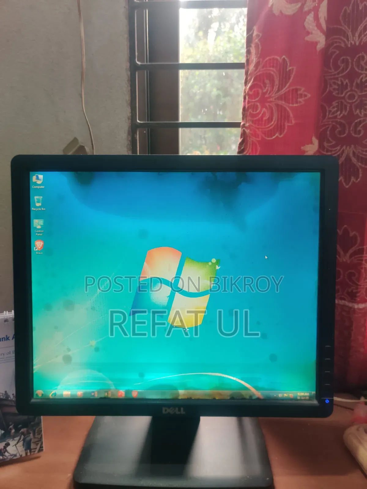 Dell E1713sc Monitor (with spots on display) - For Sale