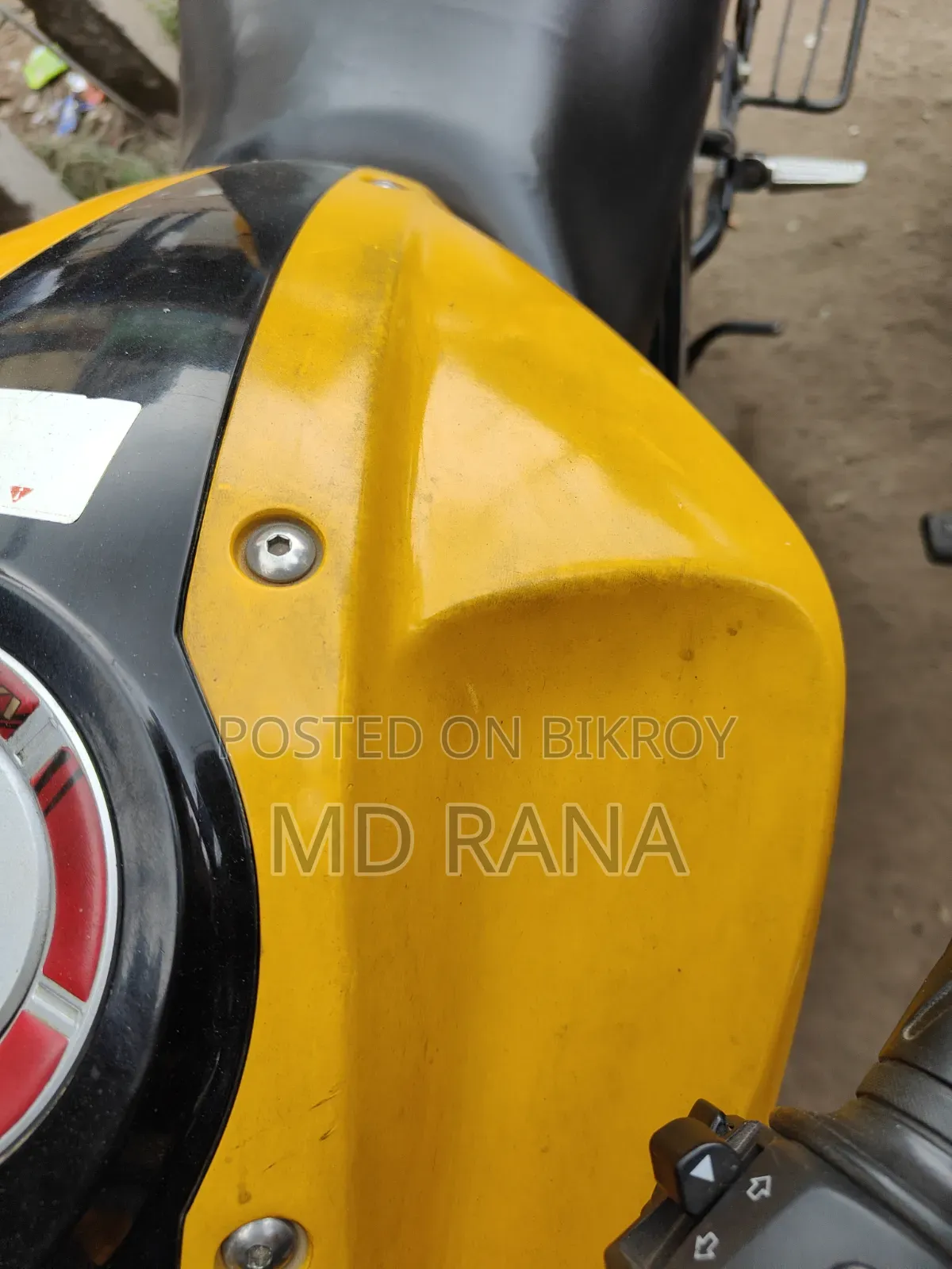 Suzuki Gixxer Monotone 2024 Yellow