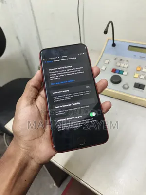 Apple iPhone 8 Plus 64 GB Red