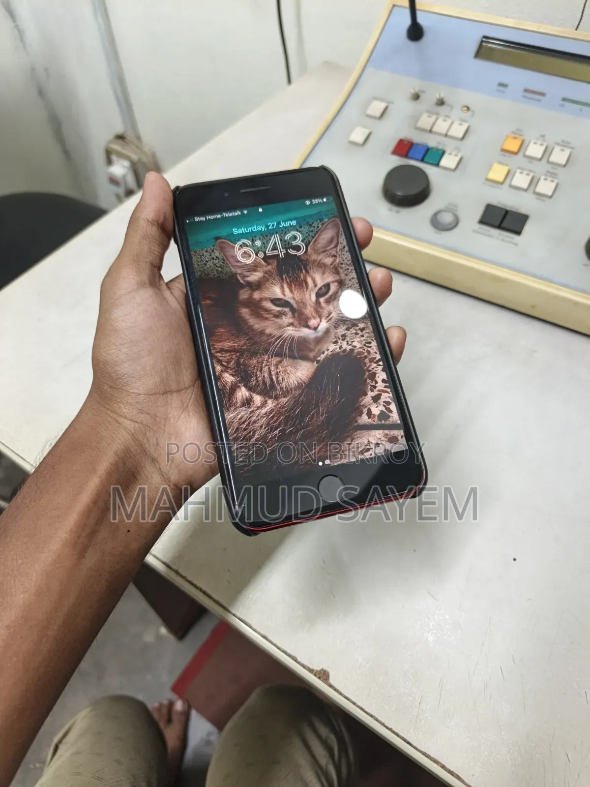 Apple iPhone 8 Plus 64 GB Red
