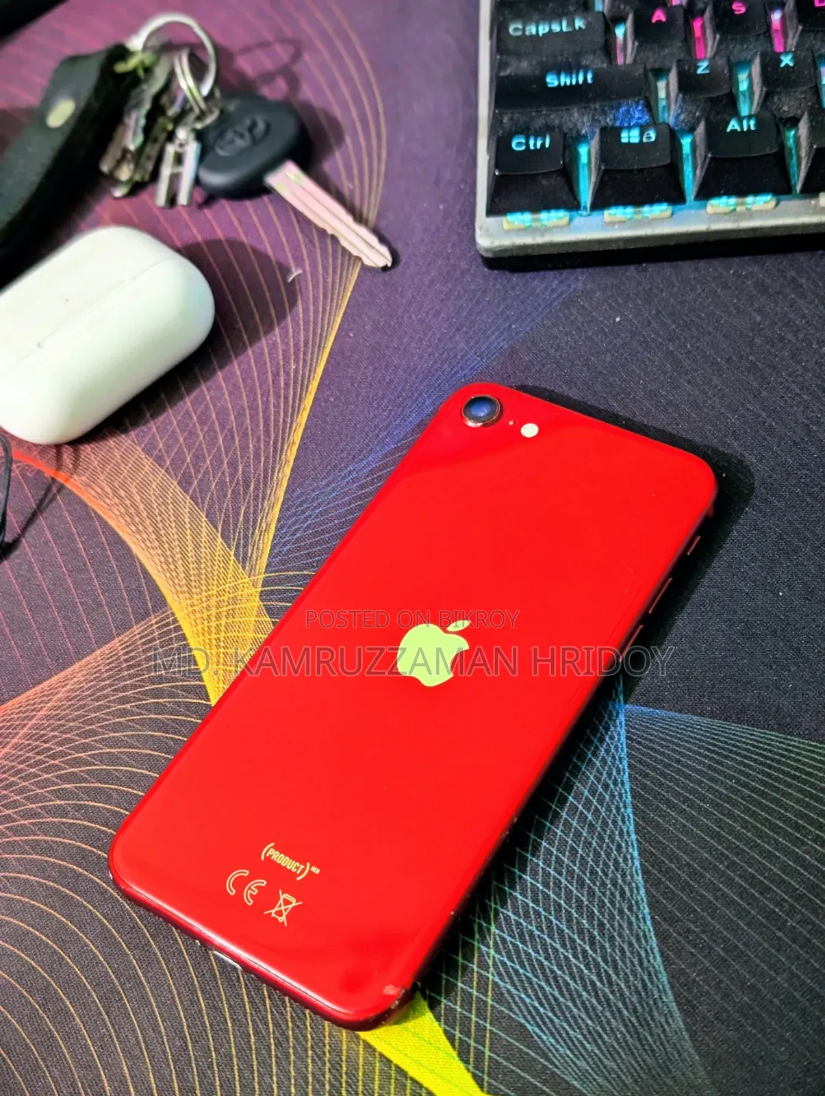 Apple iPhone SE 128 GB Red