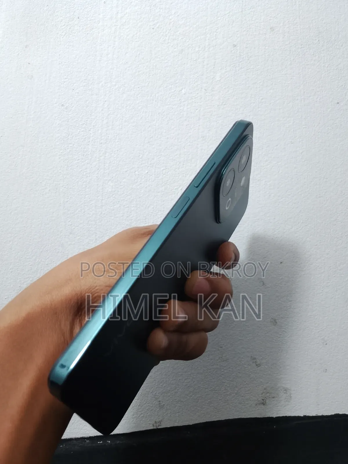 Vivo Y28 256 GB Blue