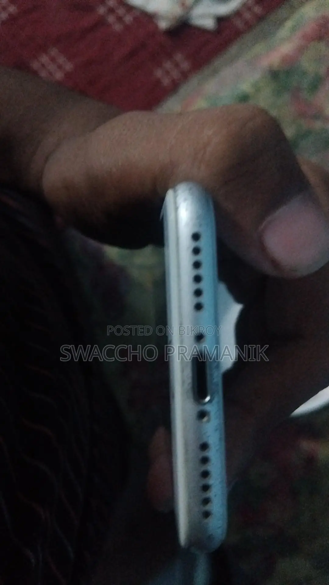 অ্যাপল আইফোন ৮ ৬৪ জিবি সাদা