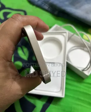 Apple iPhone 13 128 GB White