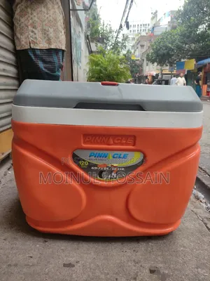 Pinnacle 66l Ice Box for Sale!