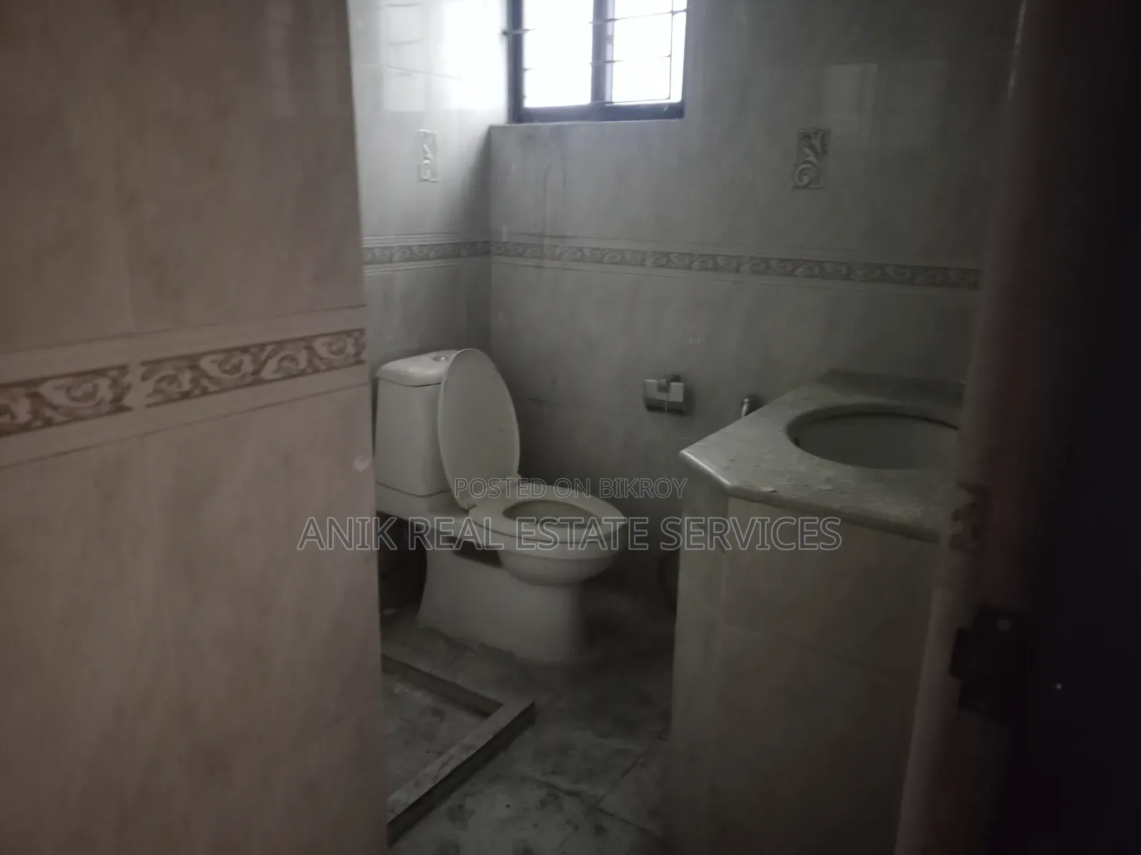 3500 SFT Office Space Rent at Gulshan 2