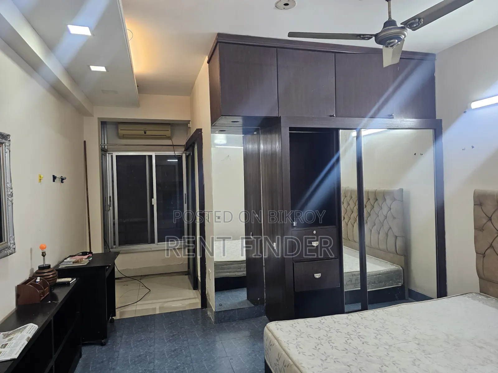 গুলশানে ভাড়ার জন্য ফার্নিশড ৪ বেডরুমের অ্যাপার্টমেন্ট