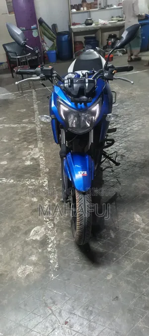 TVS Apache 160 4V 2019 Blue