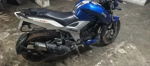 TVS Apache 160 4V 2019 Blue