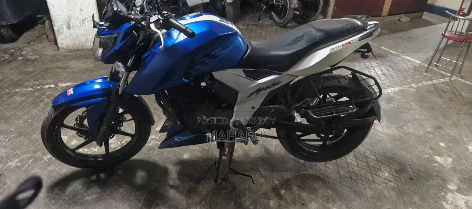 TVS Apache 160 4V 2019 Blue