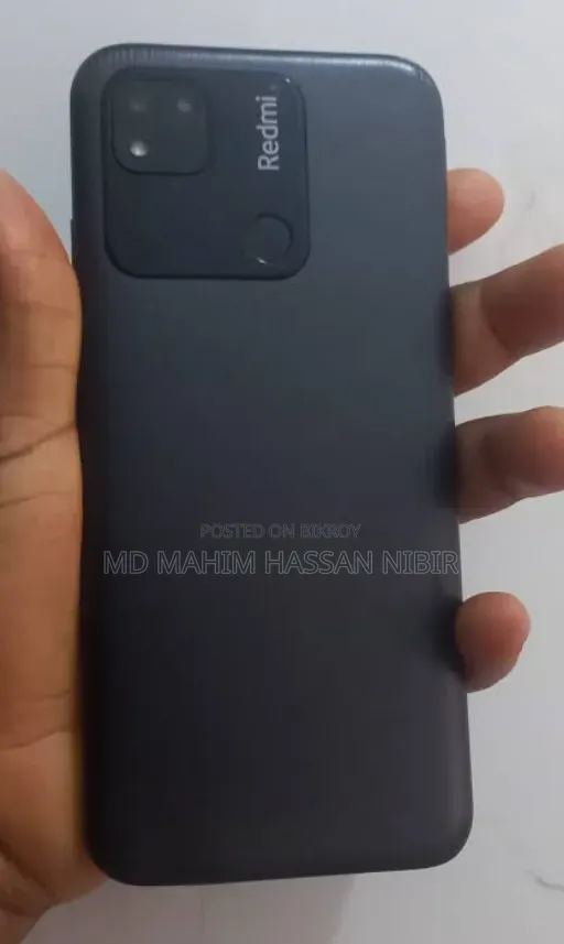 মোবাইল ফোন ১২৮ জিবি কালো