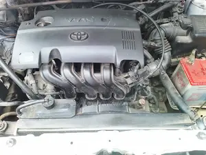Toyota Corolla 1.5 Sedan 2002 Pearl