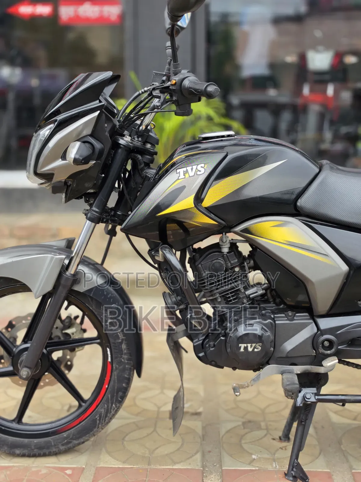 TVS Stryker 125 2022 Yellow