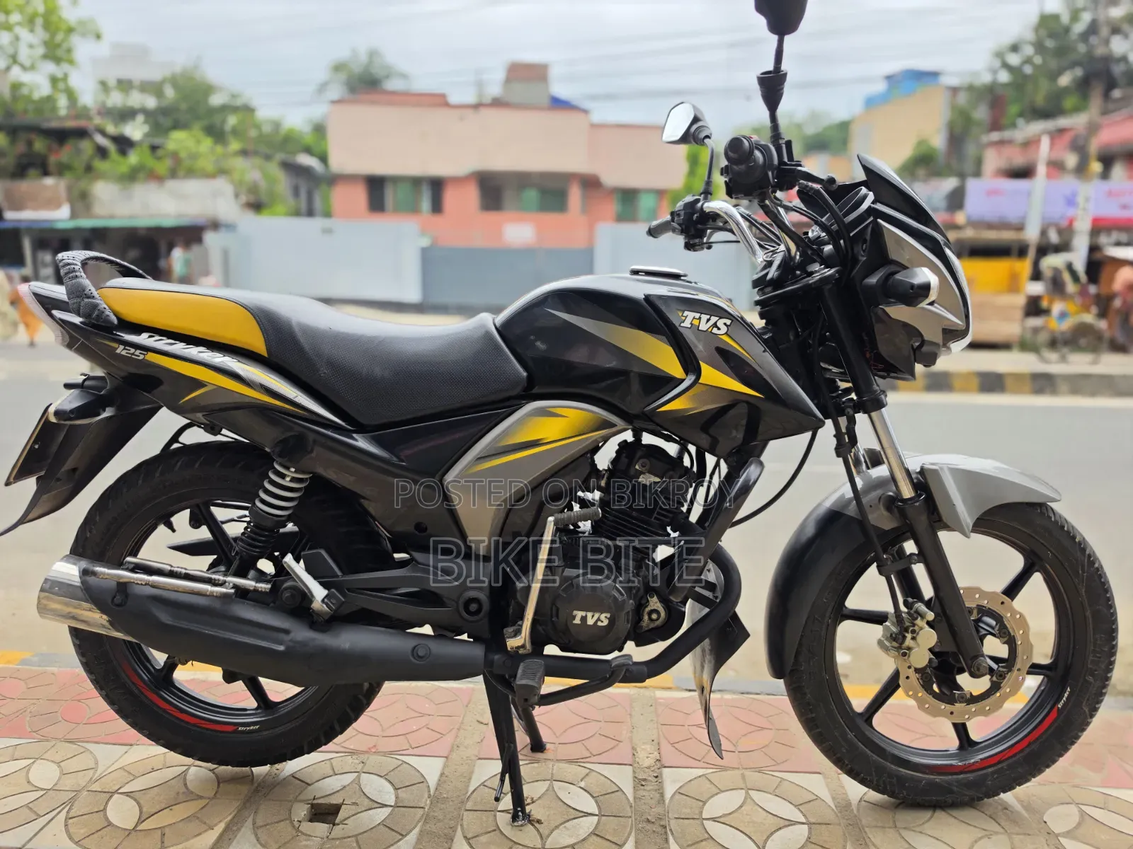 TVS Stryker 125 2022 Yellow