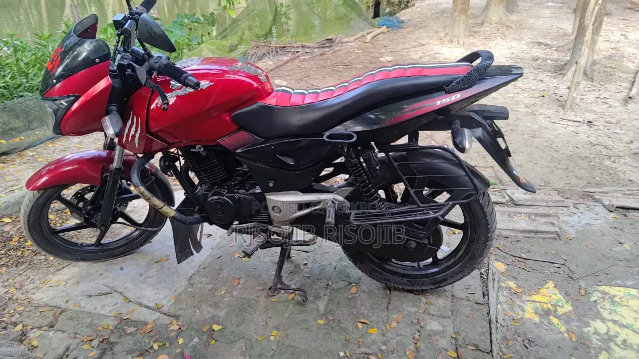 Bajaj Pulsar 150 2011 Red