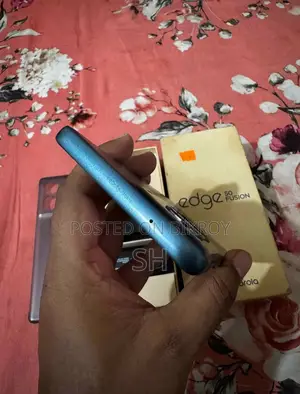 মটোরোলা এজ ৫০ ফিউশন ২৫৬ জিবি