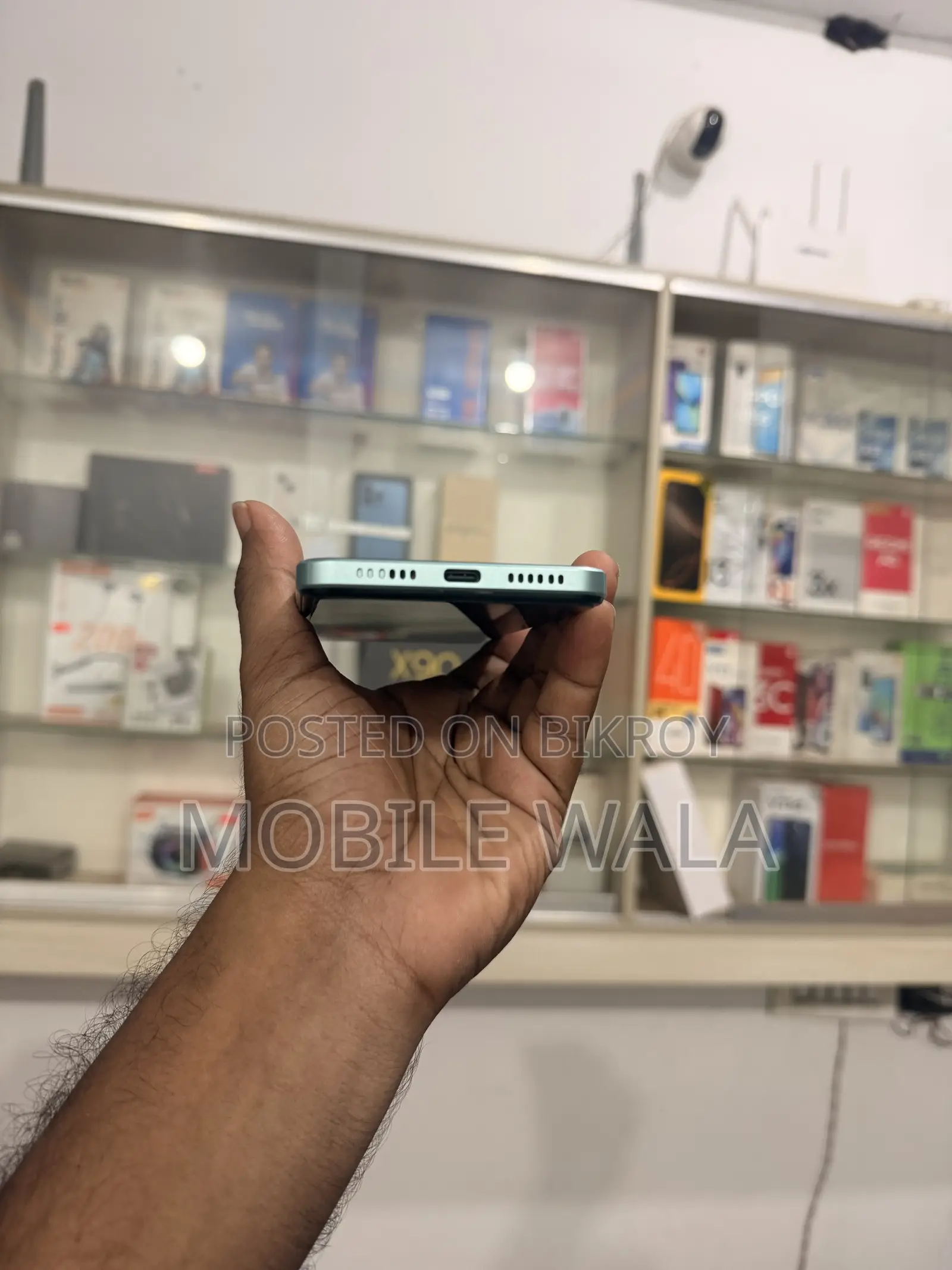 Mobile Phone 64 GB Green