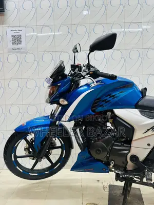 টিভিএস অ্যাপাচি ১৬০ ৪ভি ২০১৮ নীল