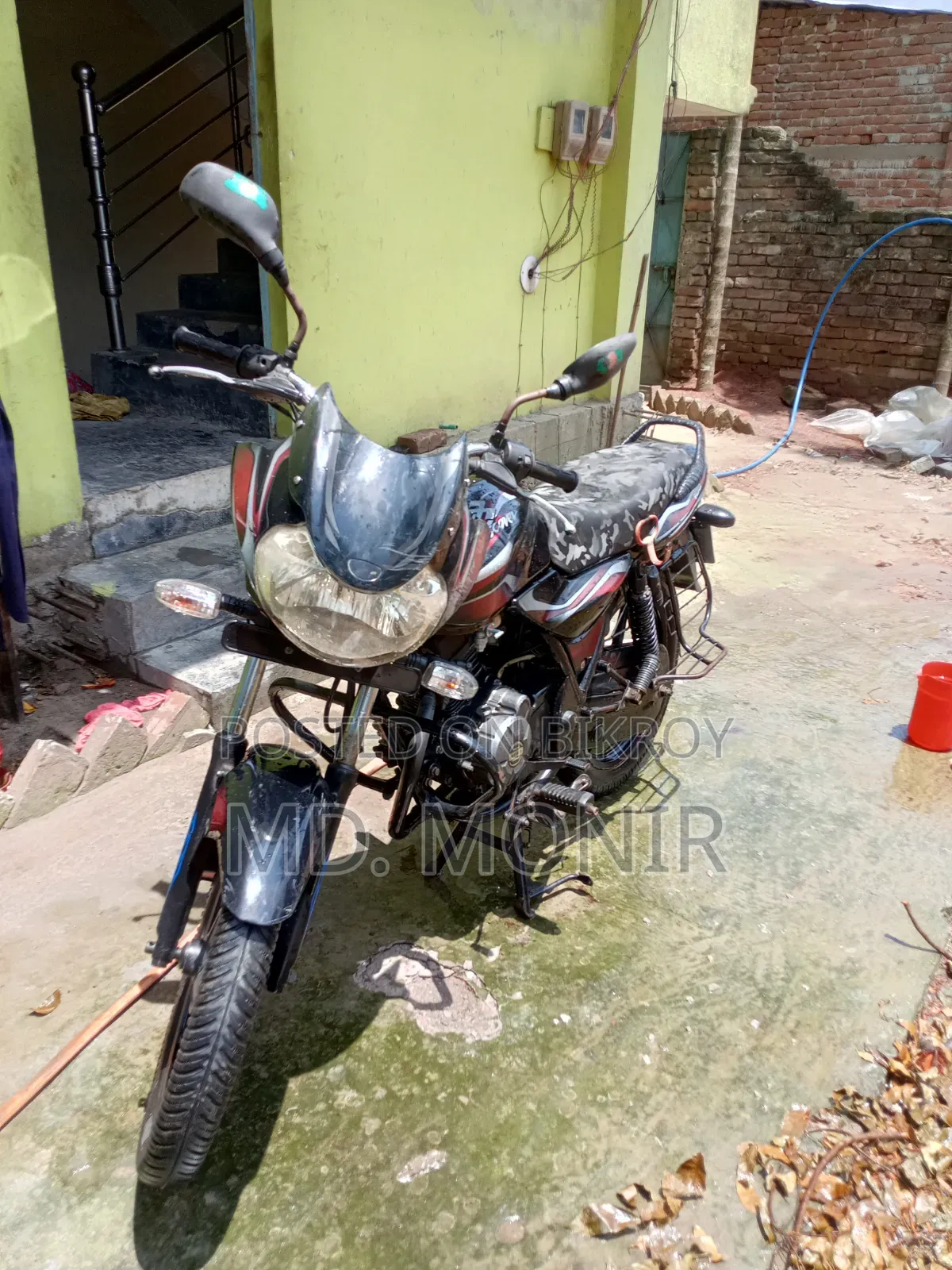 Bajaj Discover 100 2016 Black